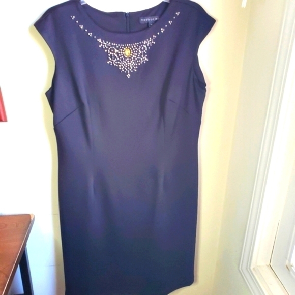 Madison Leigh Beaded Little Black Cocktail dress Size 14 - Picture 3 of 6